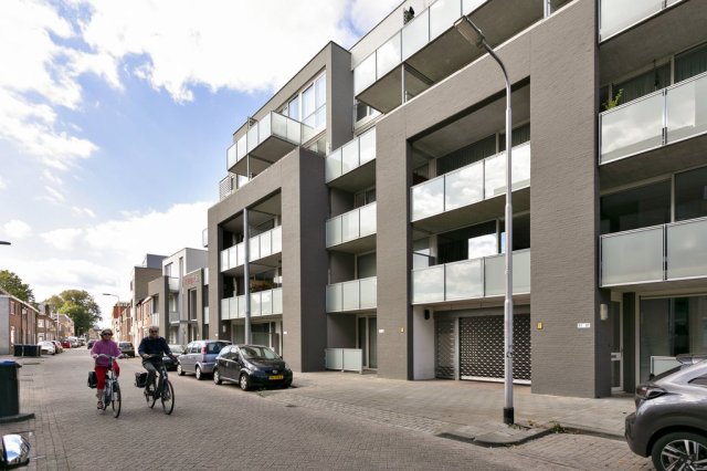 iQ Makelaars TILBURG, Groeseindstraat