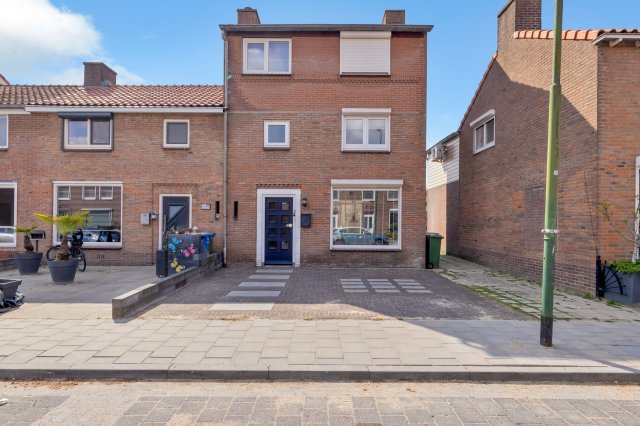 iQ Makelaars VELDHOVEN, Evestraat